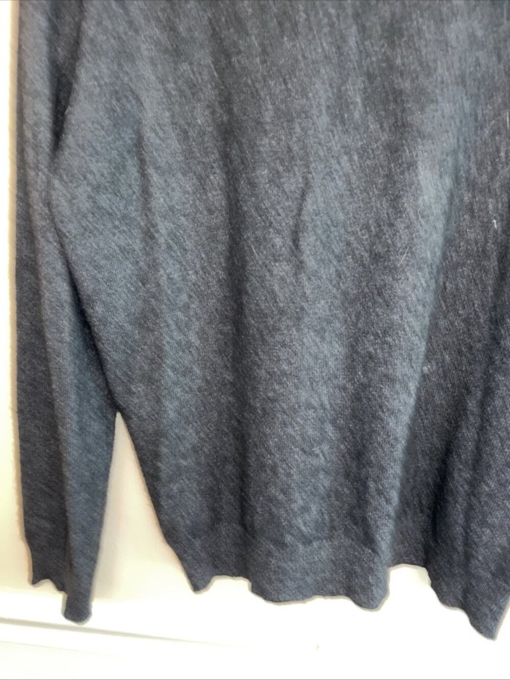 Club Room 100% Cashmere Sweater - Mens Sz L- Black V-Neck Long Sleeve Academia - Picture 11 of 13